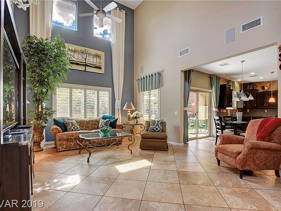 5th image of 10681 Acacia Park Pl