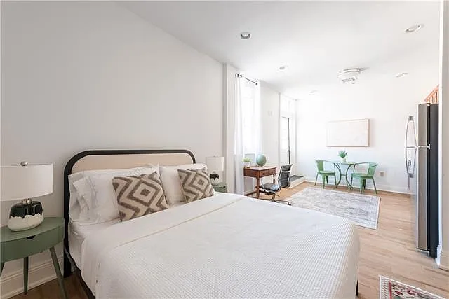 3918 Baronne St #201 — Photo 6