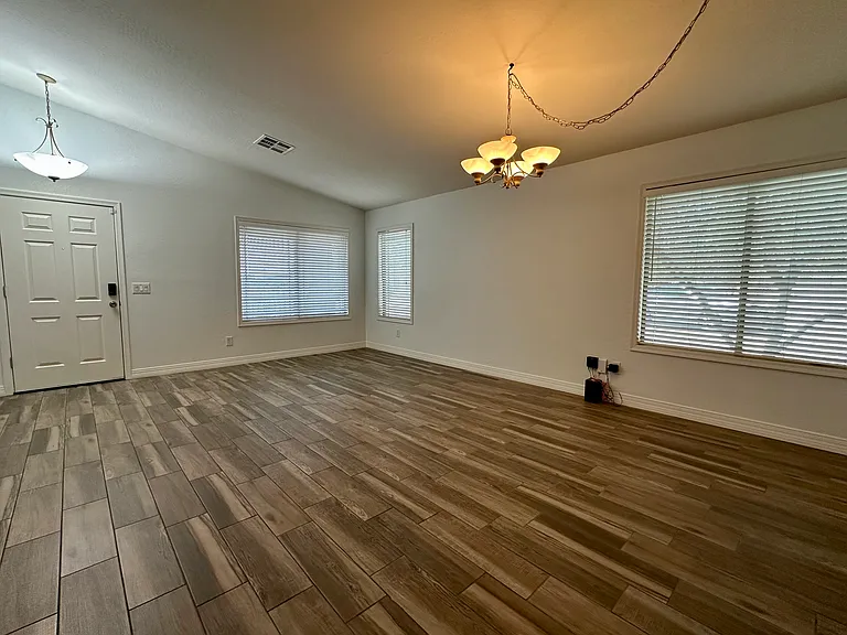 14960 W Cottonwood St — Photo 4