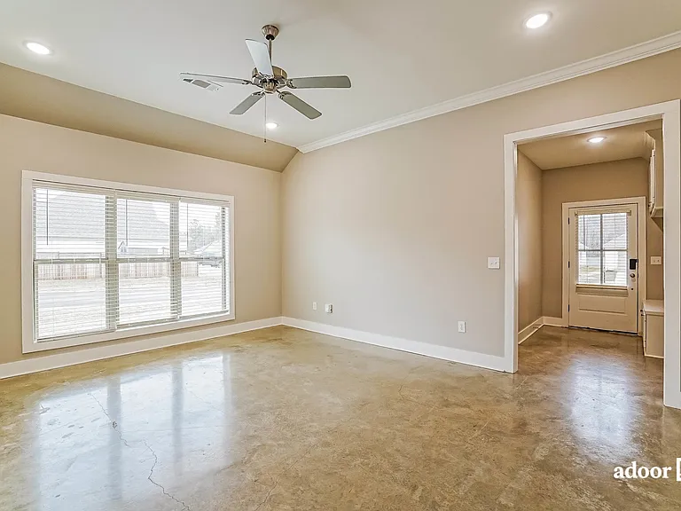 143 Shelby Mae Cir — Photo 6