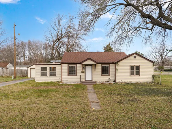 2353 E Locust Street, Springfield, MO 65803