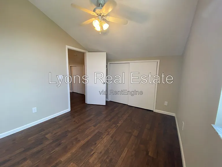 17407 Ellie Dr — Photo 17