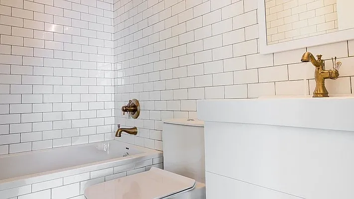 Rented by Nooklyn NYC LLC | media 25