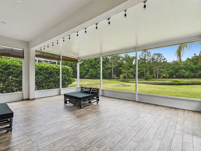 8208 Pinewood Run Ct — Photo 48