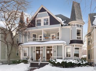 526 Laurel Ave APT 1, Saint Paul, MN 55102