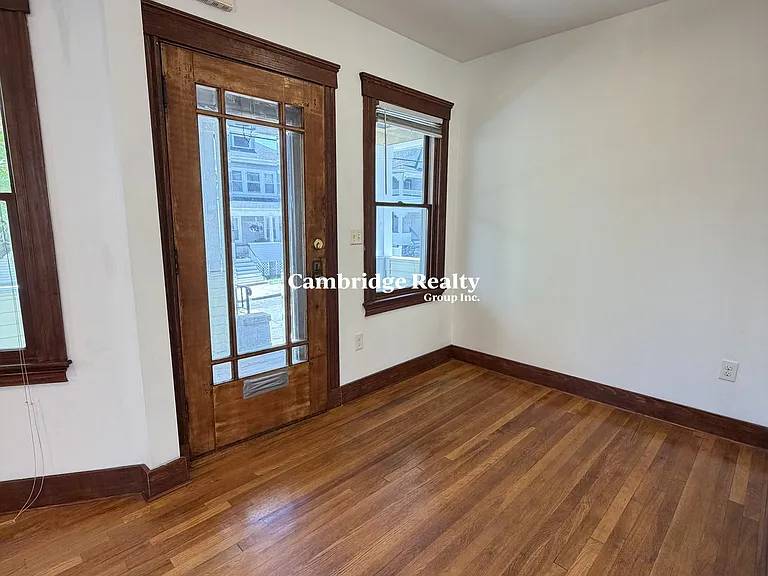38 Chipman St — Photo 9