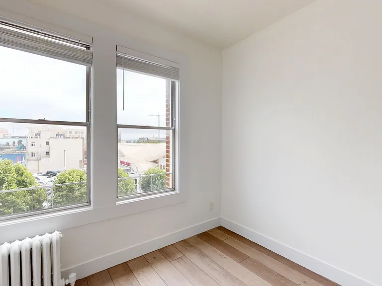 1408 California St #305 — Photo 9