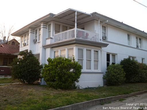 2nd image of 519 W Woodlawn Ave