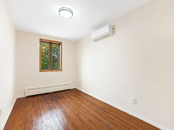 185 Oxford Street image 8 of 11