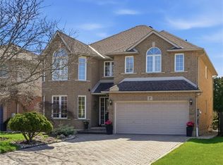 37 Southcreek Dr, Hamilton, ON L9K 1M2