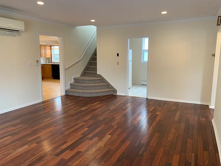 24 Hall Ave — Photo 3
