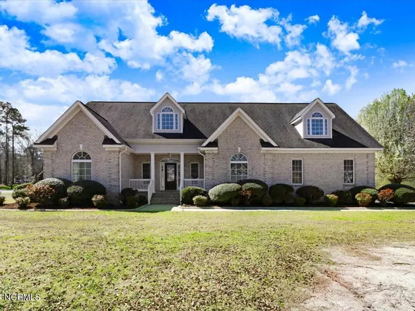 114 Brisbayne Circle, La Grange, NC 28551