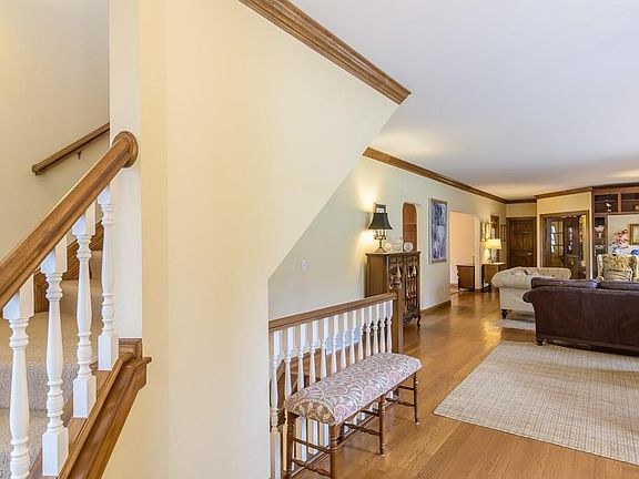 4th image of 11570 Colchester Dr