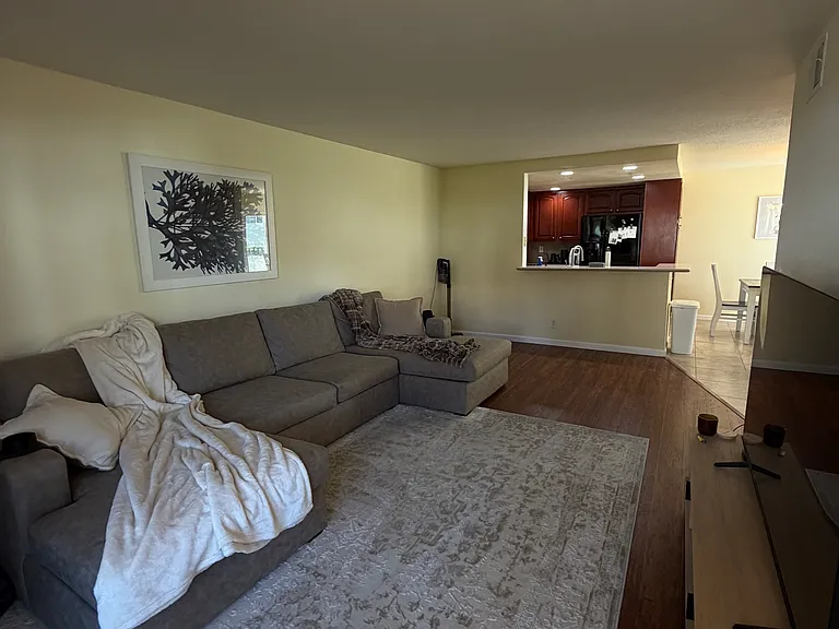 27281 Nicole Dr — Photo 20