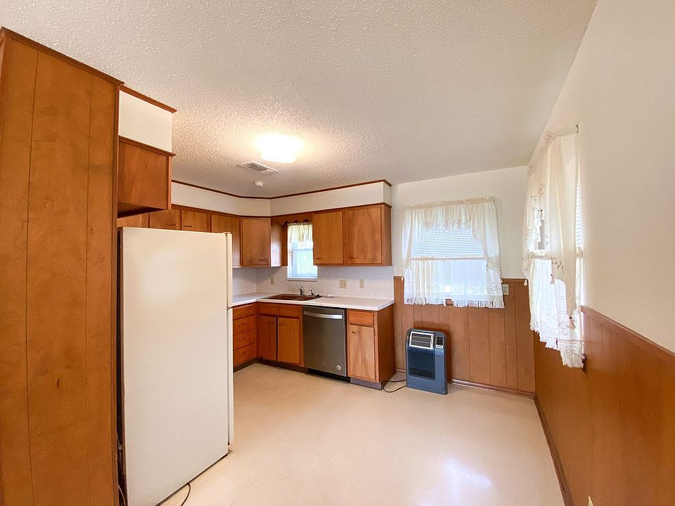 1st image of 7723 Woodchase Dr #201
