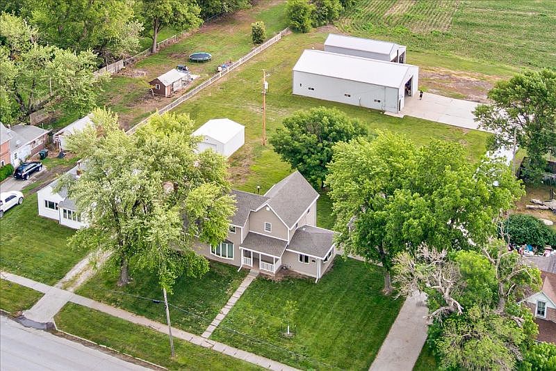 1000 Main St, Tabor, IA 51653 MLS 11270717 Zillow