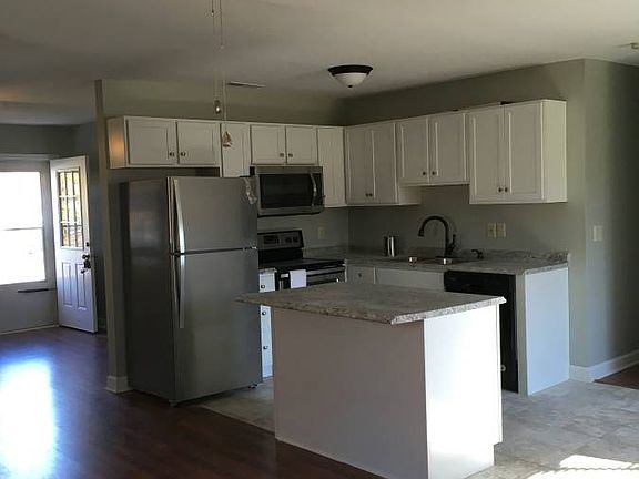 5th image of 3127 Kilkenny Ave