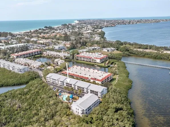 3601 E Bay Dr Unit 203, Holmes Beach, FL 34217