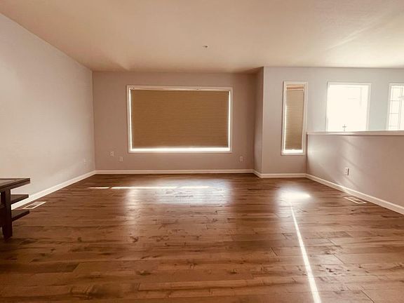 4th image of 20436 137th Ave SE