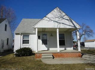 24052 Notre Dame St, Dearborn, MI 48124