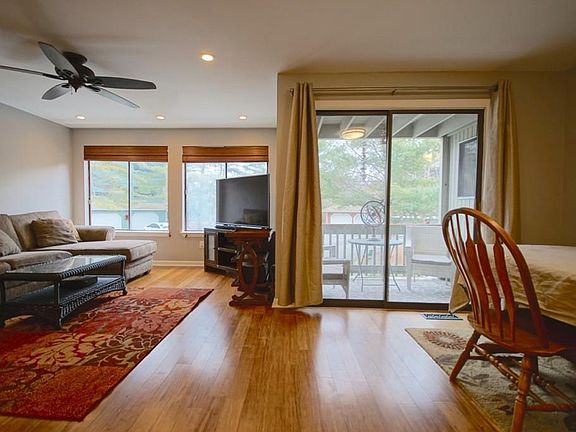 5th image of 13 1st St Unit B-1