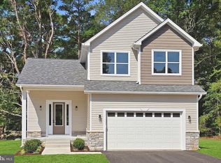 17 Anchorage Dr, Montross, VA 22520