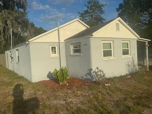 37902 7th Ave, Zephyrhills, FL 33542