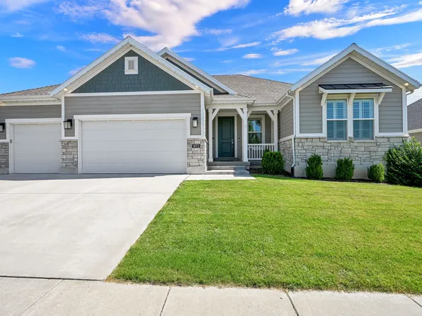 1872 N Frost Dr, Farmington, UT 84025