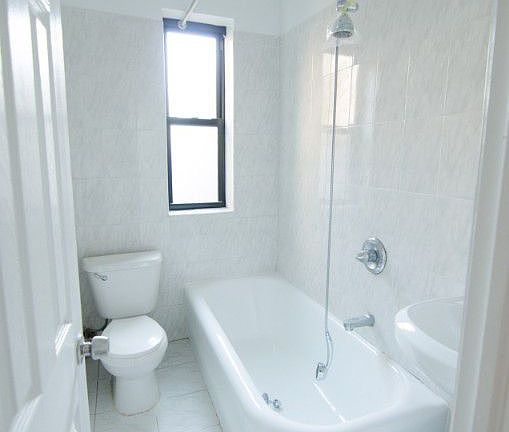 3rd image of 4414 47th Ave APT D2