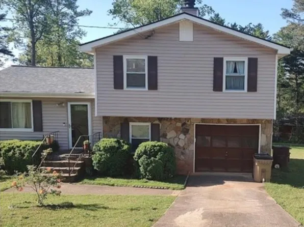 182 Iris Ct, Riverdale, GA 30274