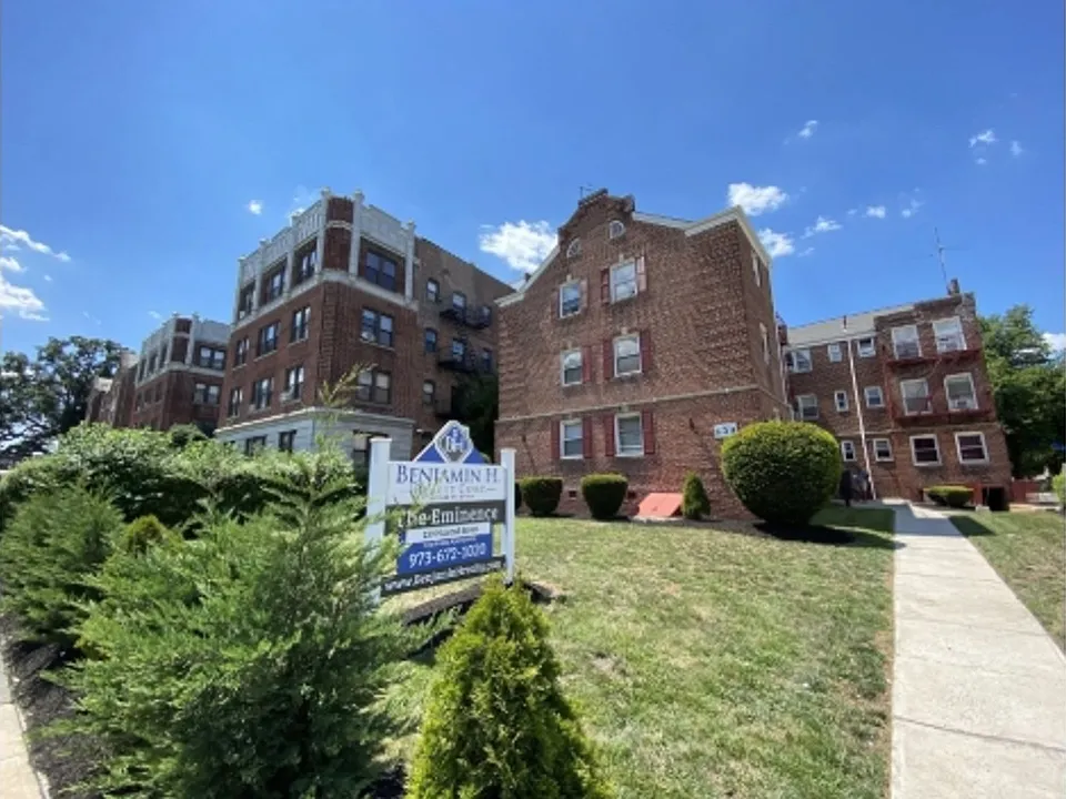 139 Halsted St