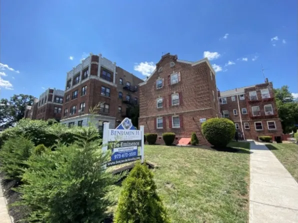 139 Halsted St, East Orange, NJ 07018