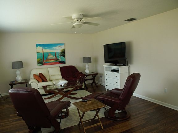 4th image of 2409 Riverbluff Pkwy #V-227