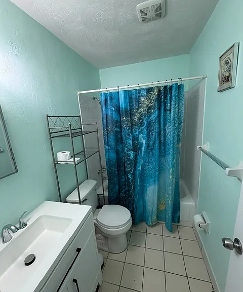 710 NE 46th Ct #3 — Photo 19
