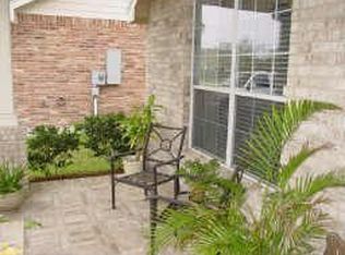 403 Livingstone Ln, League City, TX 77573