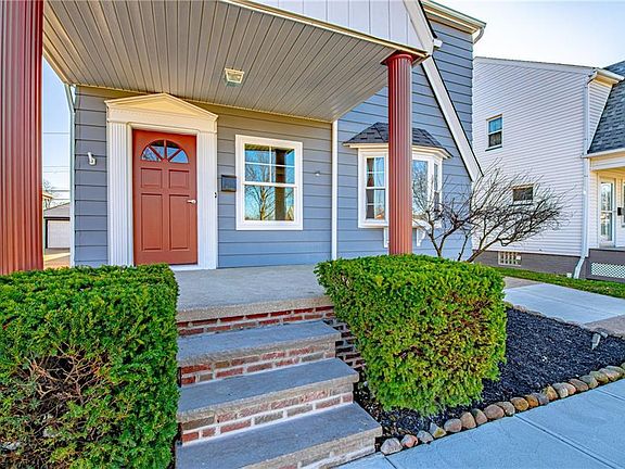 3rd image of 3407 Park Dr