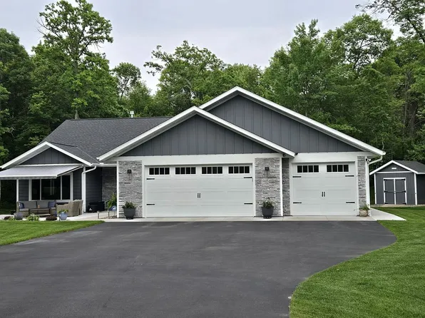 8296 Eagle Ln, Breezy Point, MN 56472