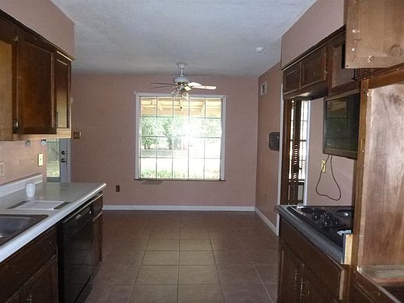 3rd image of 5363 Fontana Ave