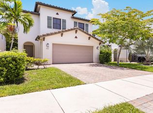 3565 W 97th St, Hialeah, FL 33018