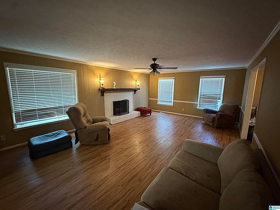 3rd image of 168 Cauthen Cir