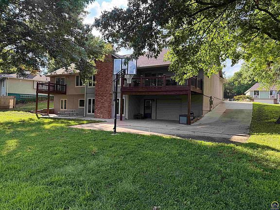 5th image of 6225 SW 23rd St