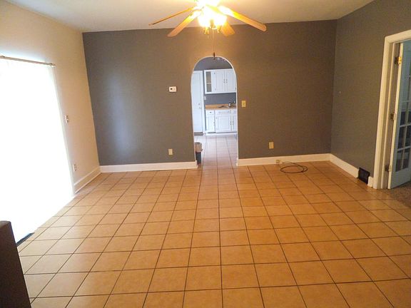 3rd image of 1410 16th Ave #1