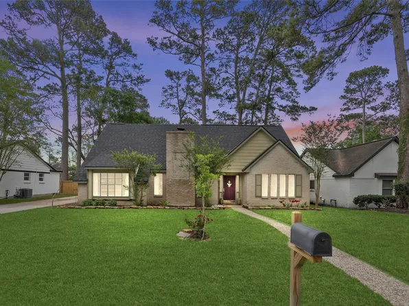 7615 Friars Court Ln, Spring, TX 77379