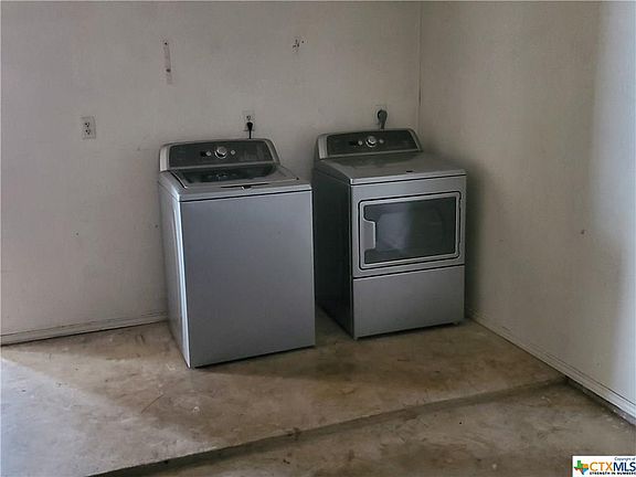 4th image of 3507 Crescent Dr