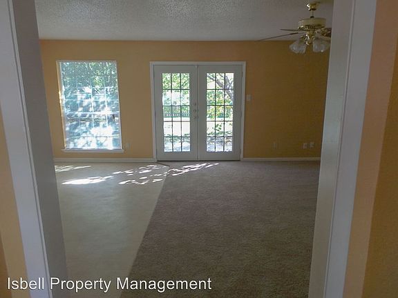 4th image of 1402 Herndon Dr