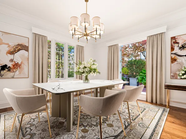 444 East 52nd Street image 11 of 24