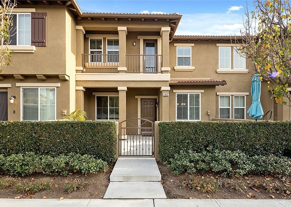 1st image of 366 W Mountain Holly Ave