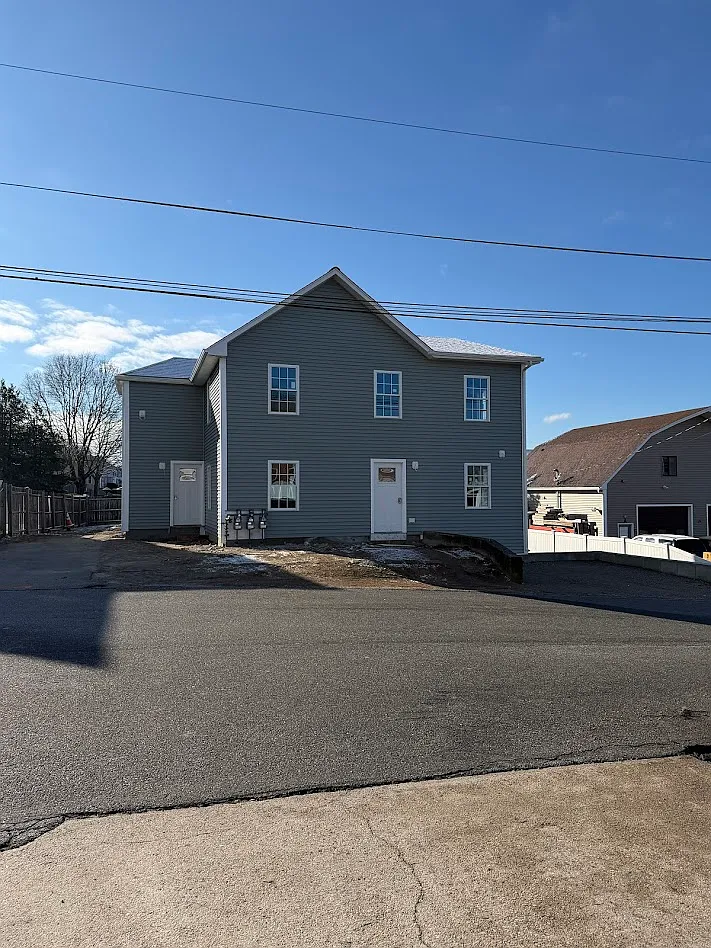 2 bed, 1000 sqft, $2,500 — Photo 1