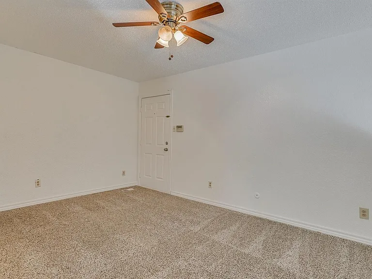 9803 Walnut St #205 — Photo 10