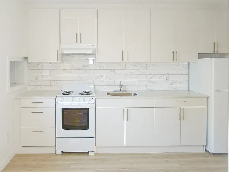 630 Cummings Ave — Photo 7